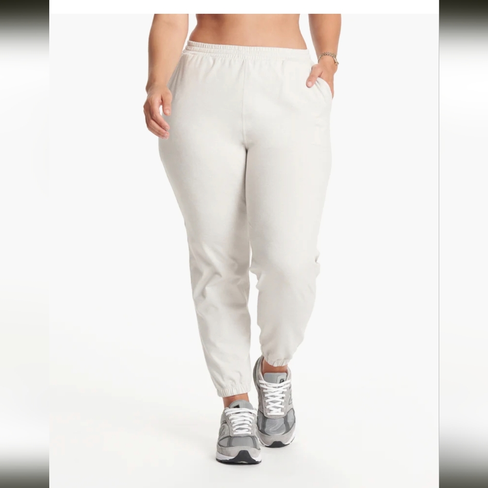 Vuori Boyfriend Dreamknit Sweatpants